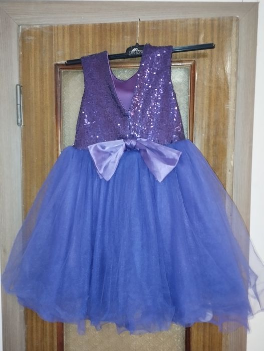 Сукня для дівчинки