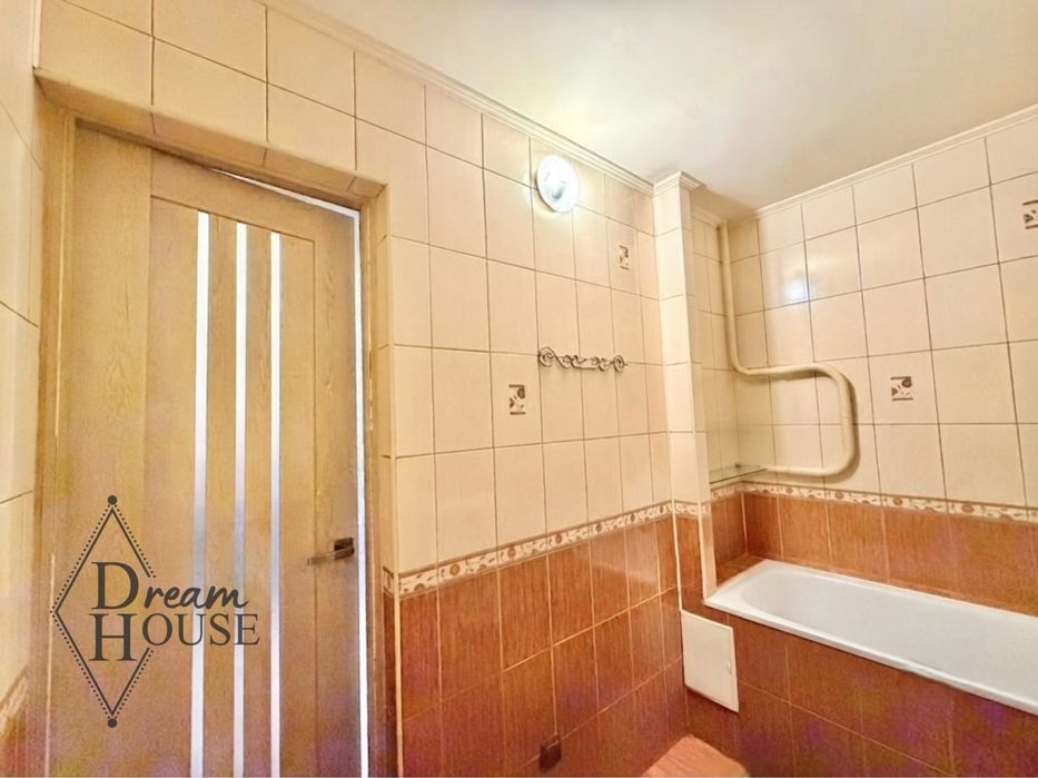 Продаж 3 кімнатної квартири