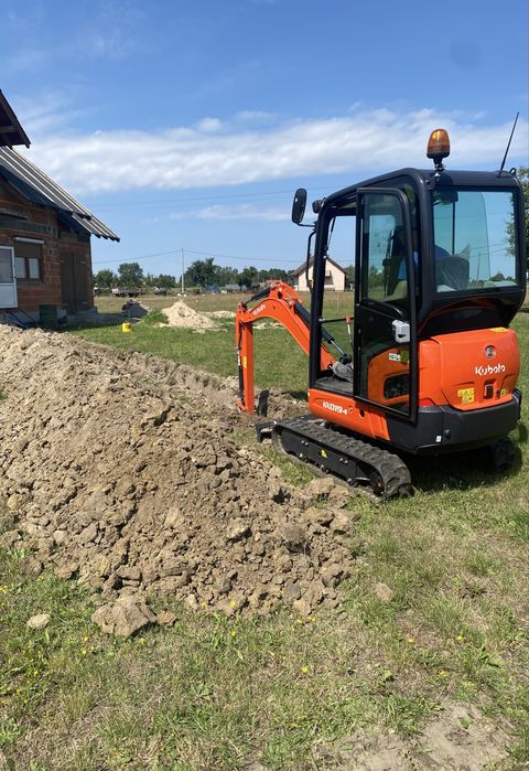 Uslugi minikoparka wiertnica