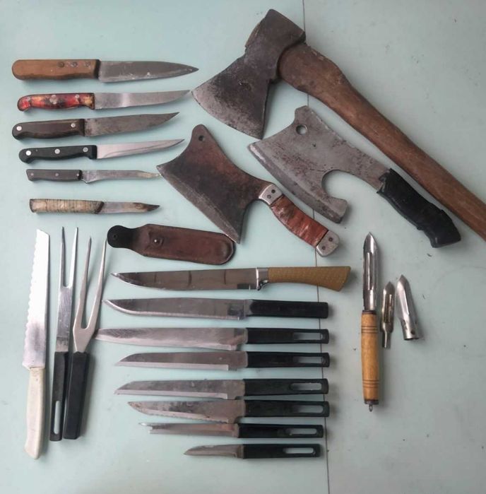 Продам одним лотом