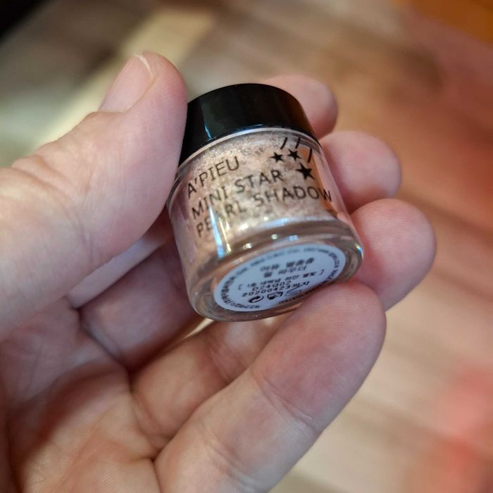 Основа база под макияж Missha Lighting Tone Up Base SPF30 Violet +тени