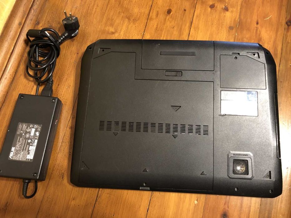Ноутбук ASUS ROG G75VW продаж частинами