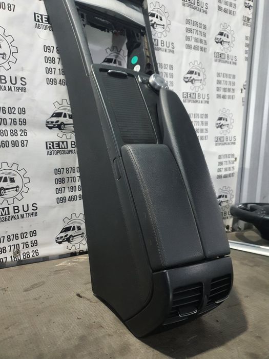 Центральна консоль Mercedes w207 e coupe c207 w204 c-class