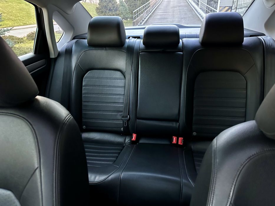 Volkswagen Passat 2015р 10200$