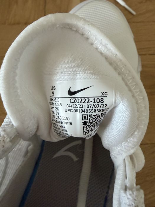 Кросівки для тенісу Nike