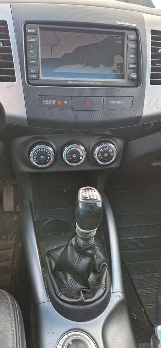 Mitsubischi Outlander 2.2d-did 177ps! 4x4! Intense! 2011r full!