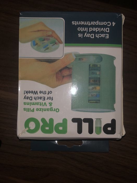Pojemnik sorter na leki 48tknn