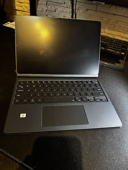 OKAZJA !!! Samsung galaxy tab s9 fe 6/128 + klawiatura oryginalna