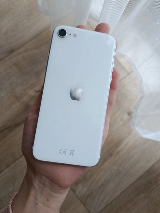 iPhone se2020 biały