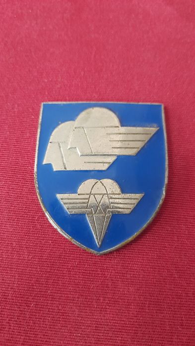 Crachás antigos em Esmalte