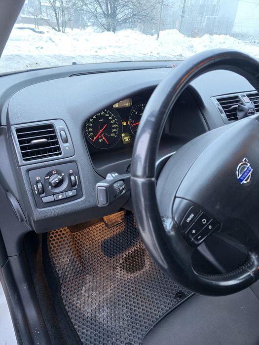 Volvo V50 2.0 D3 автомат Aisin 2012