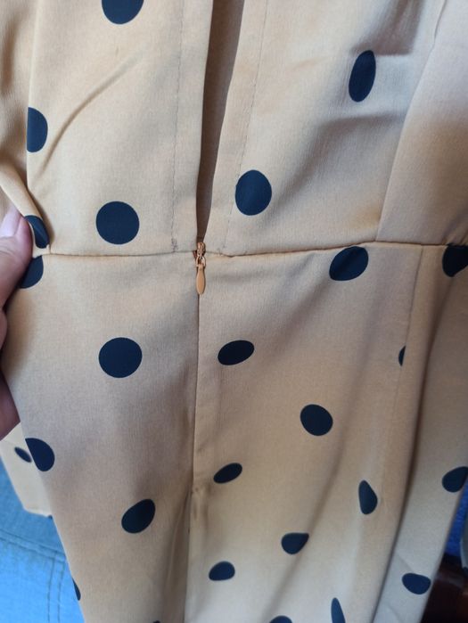 сукня коричнева з принтом горошок Goldi