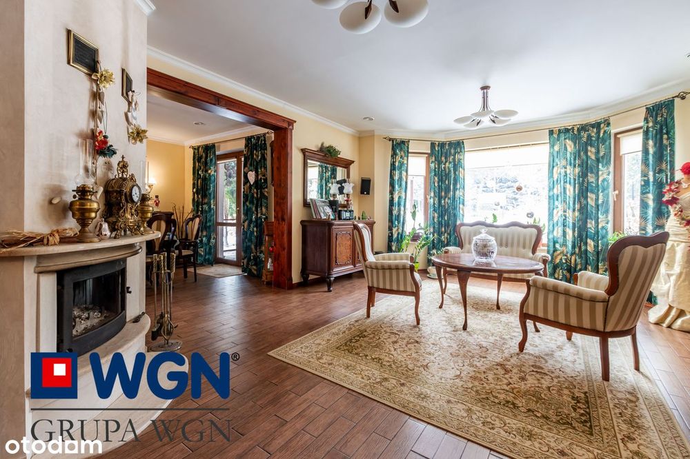 Dom wolnostojący położony przy ul. Lipowa na osiedlu Dąbrowa.