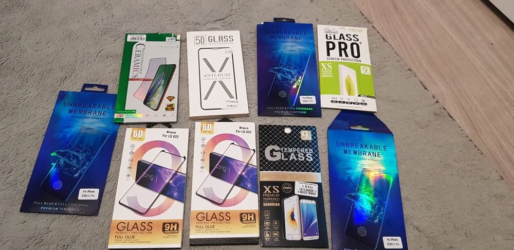 Akcesoria GSM szkła etui