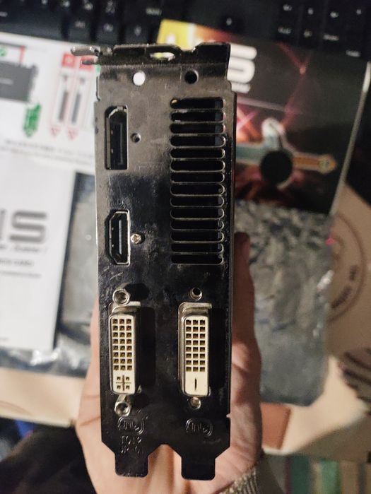 HIS AMD Radeon R7 260X 1gb gddr5