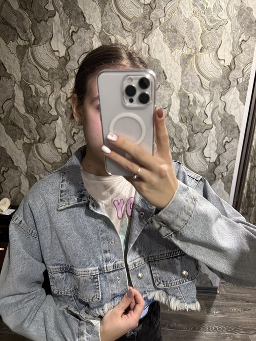 Вкорочена джинсовка