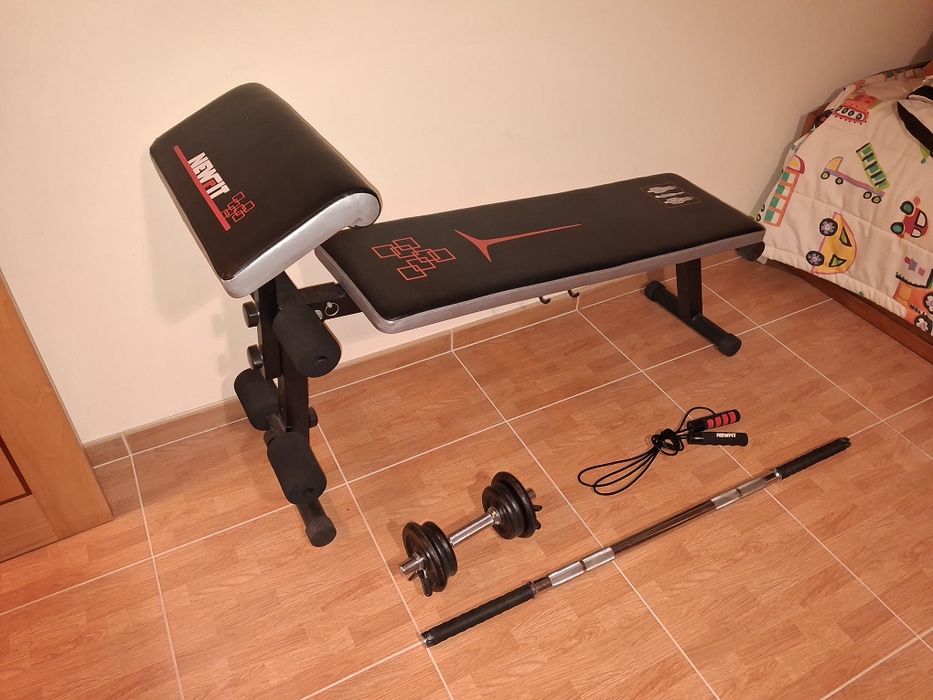 Banco musculação, alteres, corda saltar