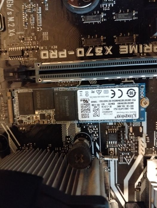 Vários componentes de pc