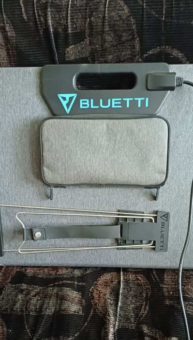 Портативна сонячна панель BLUETTI PV120S 120W SOLAR PANEL IP54