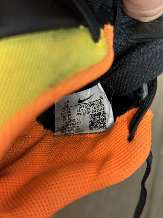 Nike React Legend 8 Pro IC AT6134-008