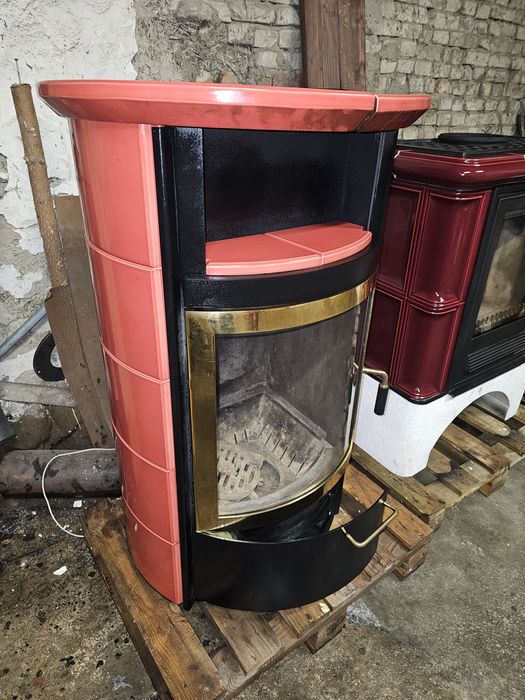 Sprzedam piękny kominek kaflowy