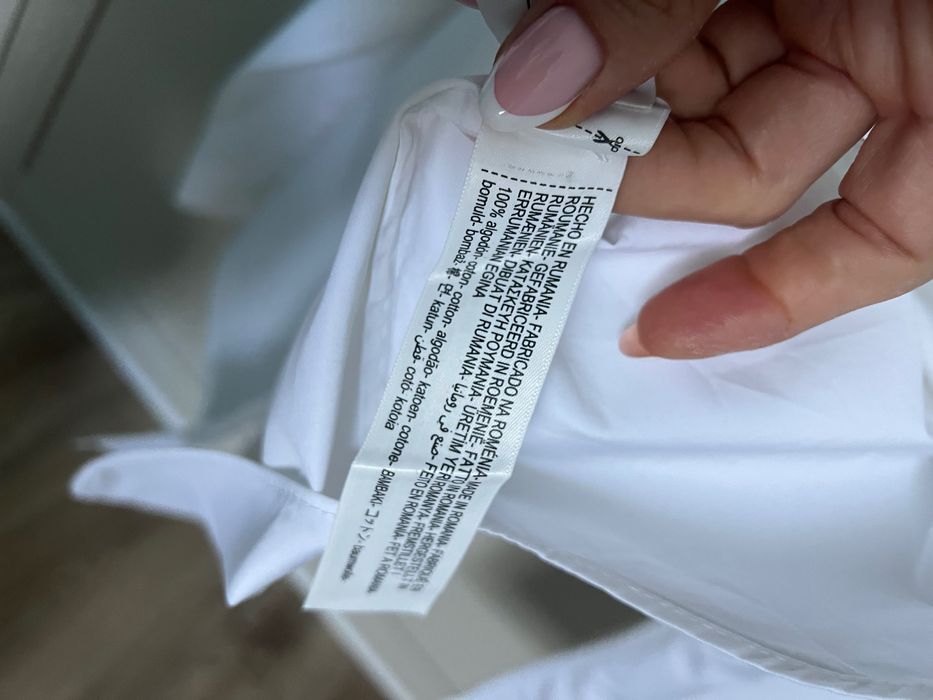 Biała damska koszula