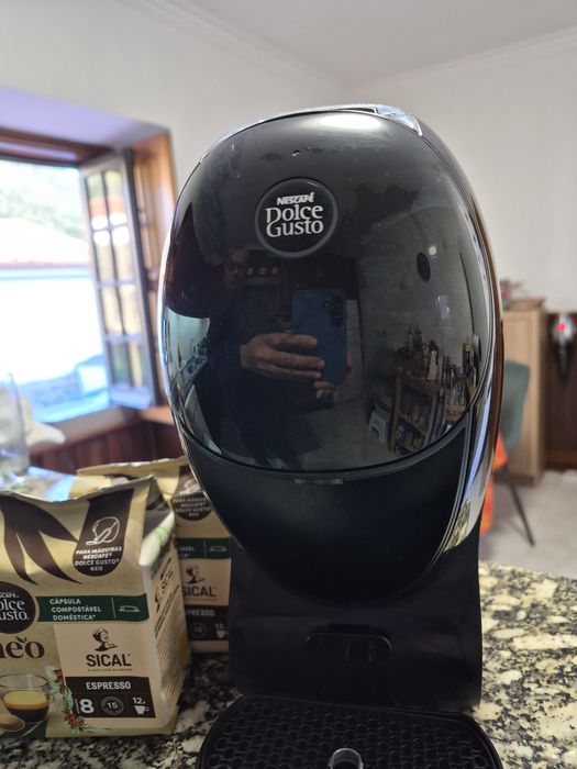 Máquina de café krups, doce gosto, como nova , oferta de cápsulas