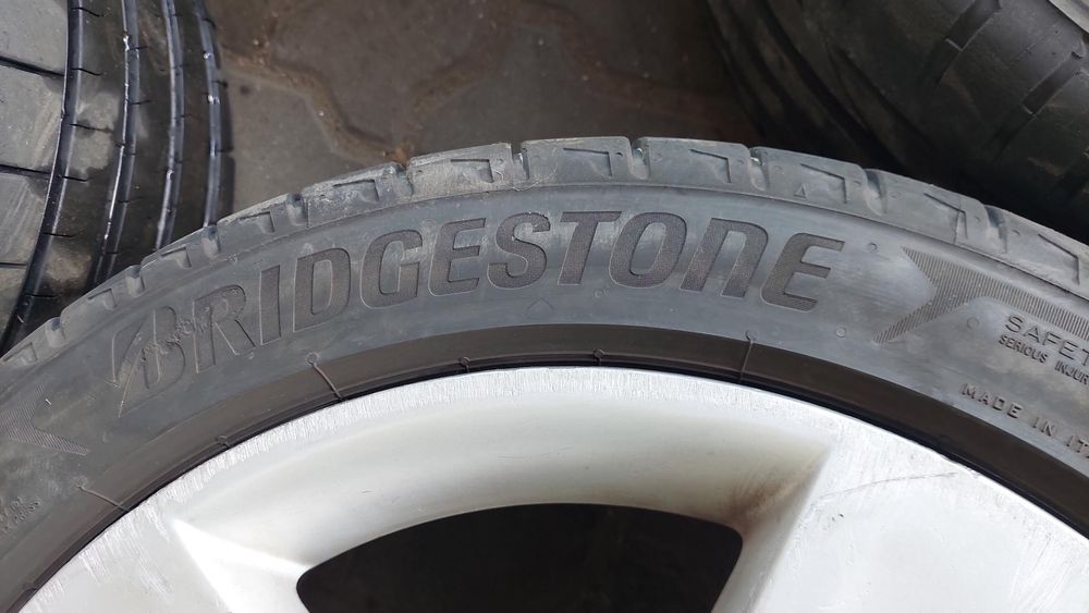 JANTES AUDI R17 COM PNEUS 225/45 FURAÇÃO 5X100