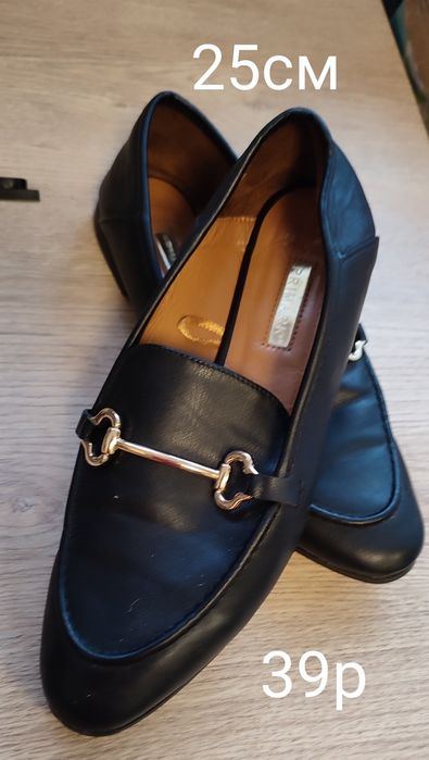 Туфлі на дівчинку