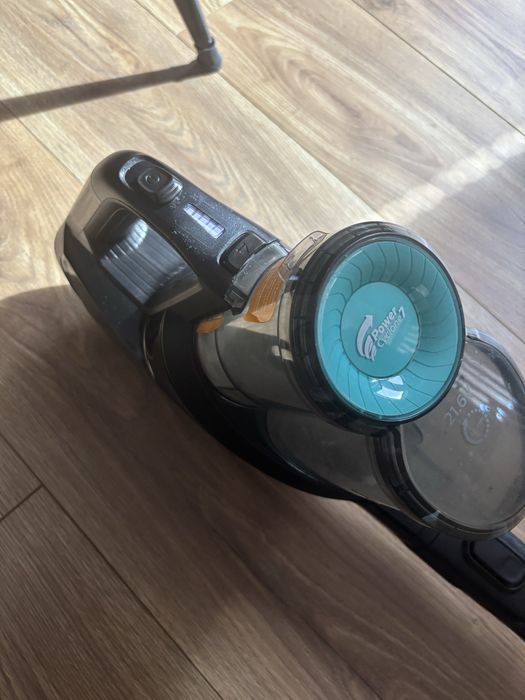 Philips speedpro lampka jak dyson  odkurzacz akumulator reczny 2w1