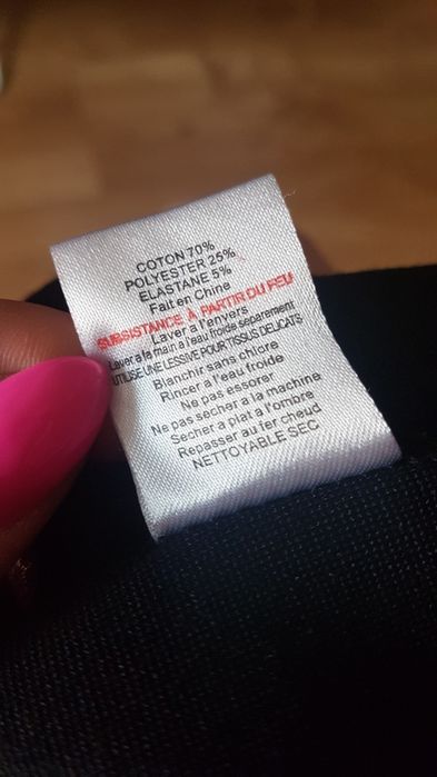 Sukienka czarna, mała czarna firmy Paint it red