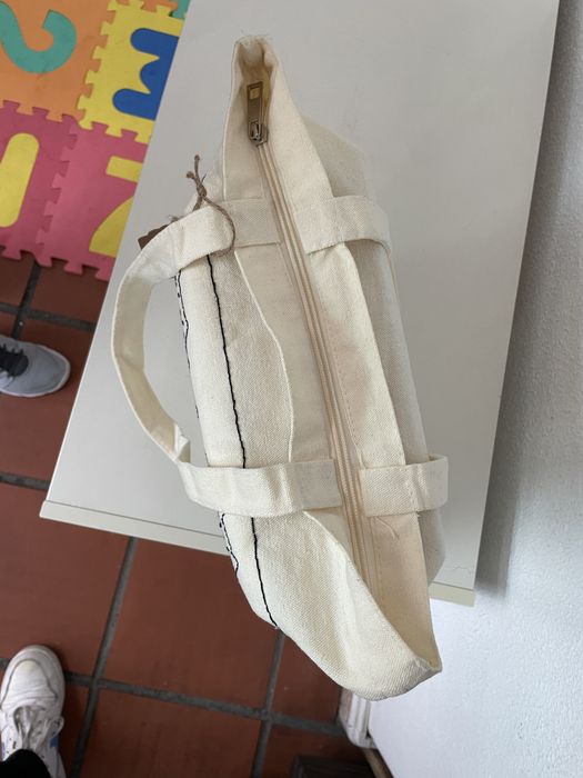 Eco bag bordada a mão com fecho