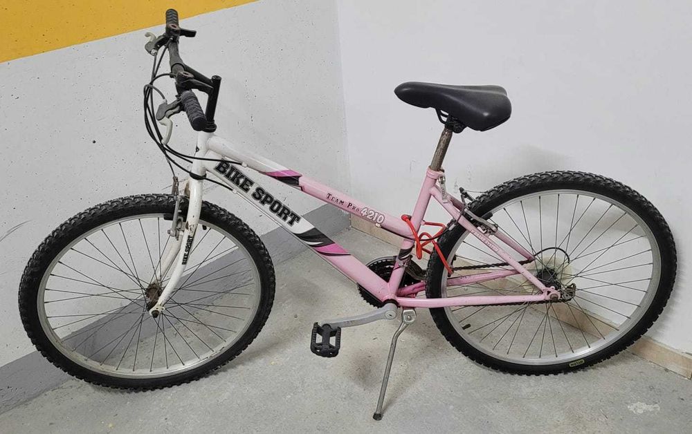 Bicicleta Feminina aro 26 18 marchas