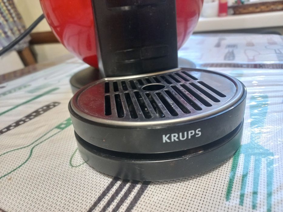 Кавоварка nescafe Dolce Gusto