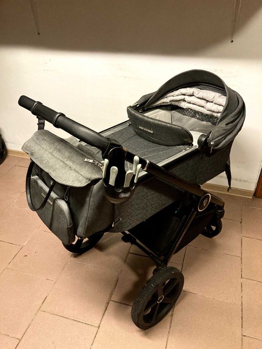 Wózek VENICCI Tinum Upline 2w1 / 3w1 / 4w1 z bazą Isofix
