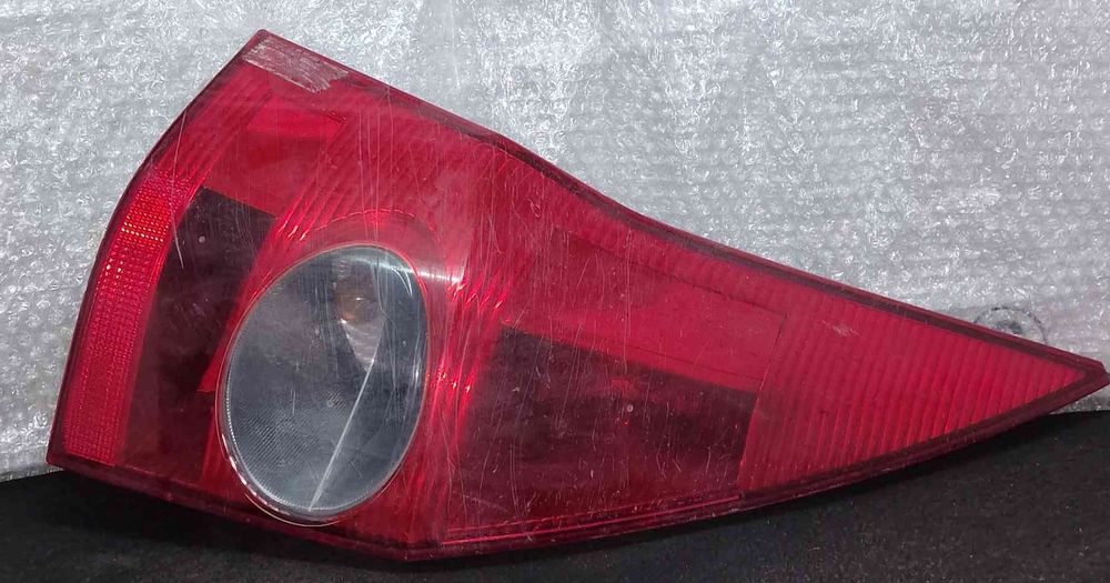 Farolim Esquerdo 8200142684 - RENAULT MEGANE II