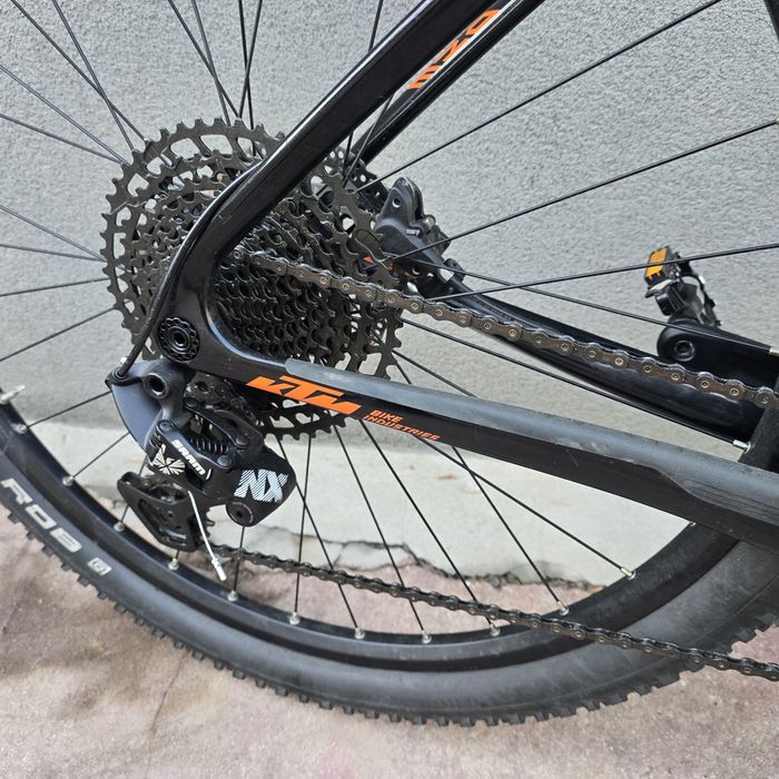 Bicicleta ktm carbono