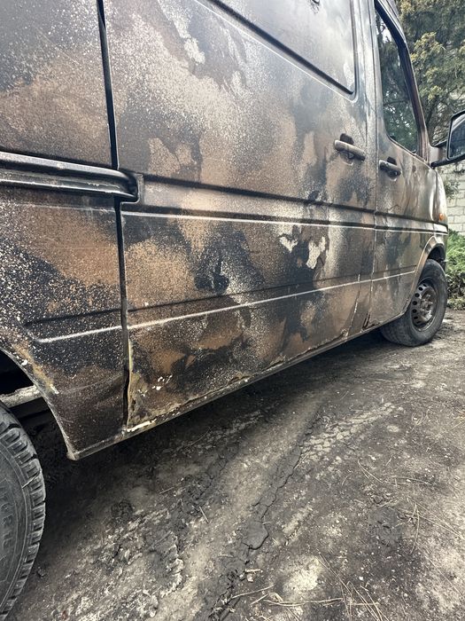 Бус Инкасатор LT35