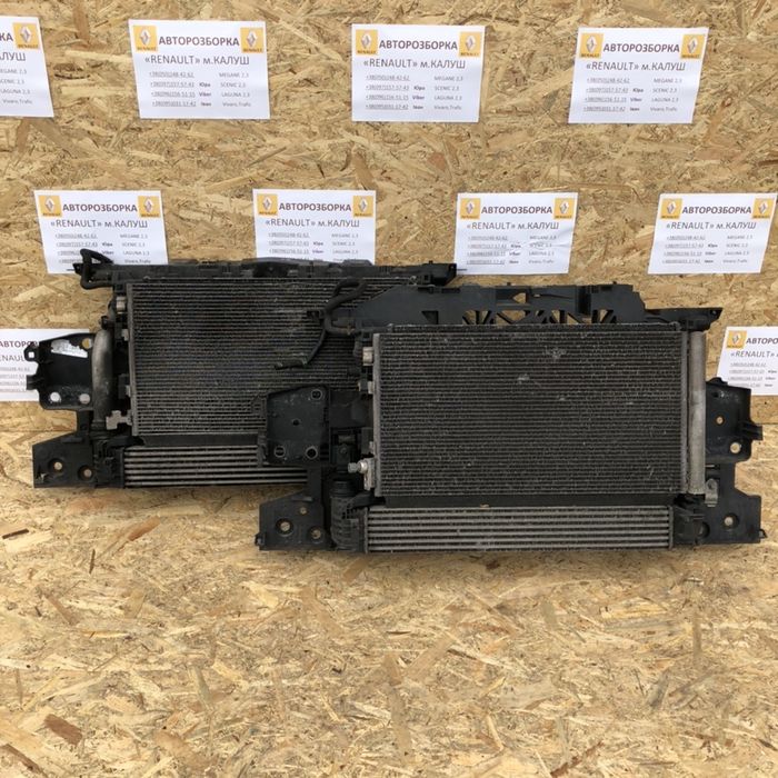 Передня панель (телевізор) радіатори Renault Megane 3 Scenic 3 09-15р.