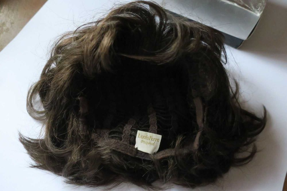 Nowa peruka Louis Ferre profesjonalna peruka