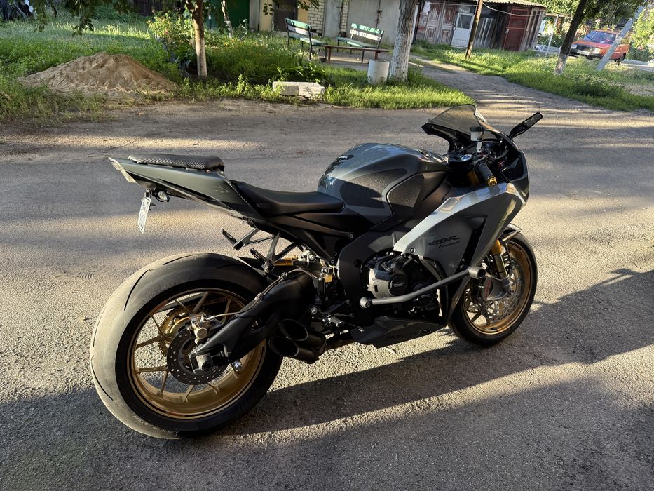 Honda cbr1000rr sp 2014 лімітований