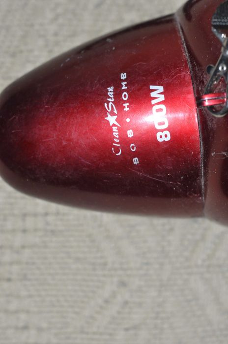 Odkurzacz przenośny mały Clatronic 800 W.