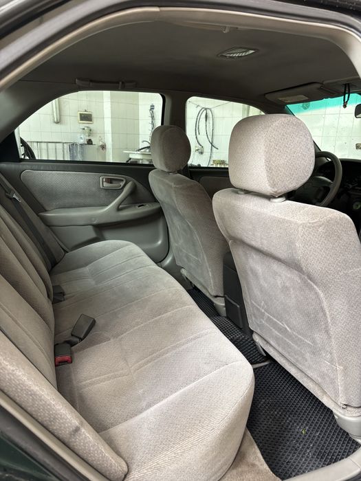 Toyota Camry 20