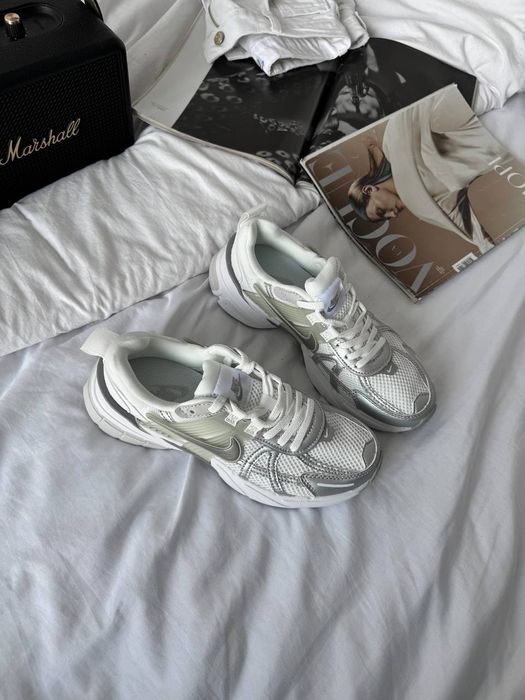 Nike V2K Runtekk Grey White