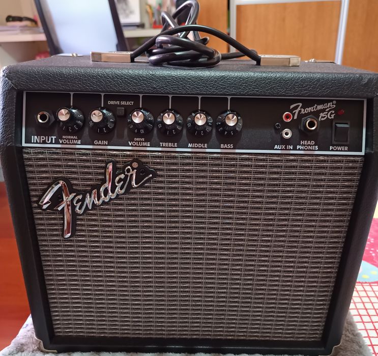 Guitarra elétrica Squier Stratocaster  by Fender