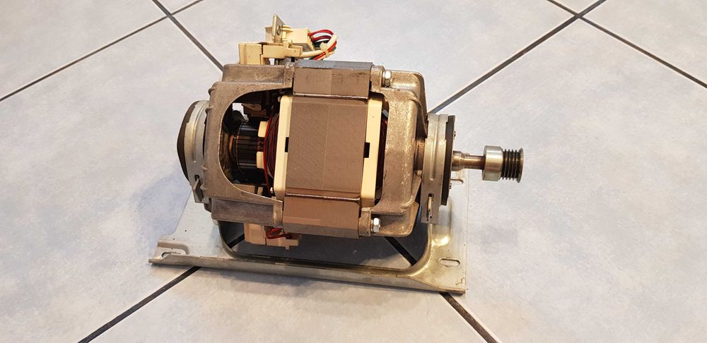 Silnik elektryczny pralki Mastercook