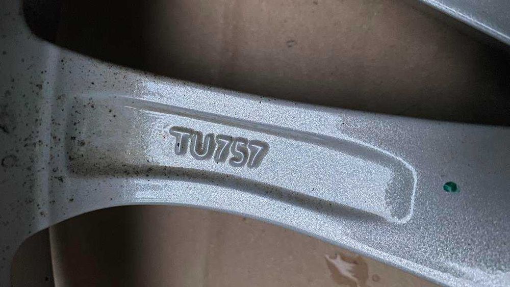 8616 Używane felgi aluminiowe TURN polar-silver 7.50-17 5x108 ET: 50