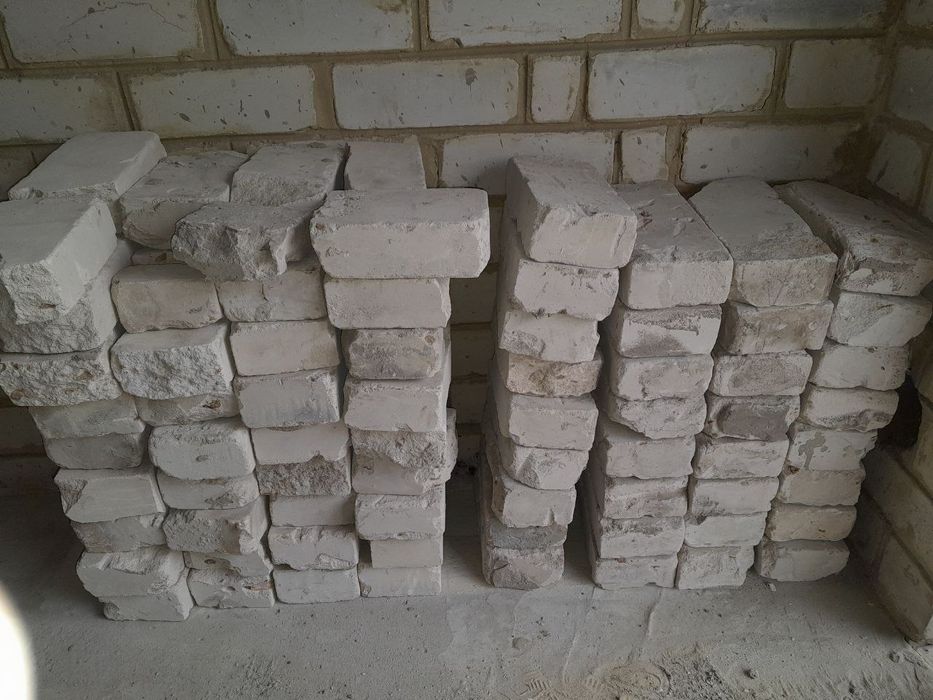 Продам кирпич (цегла)  б/у