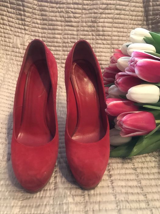 Шкіряні туфлі чудовоі якості, YSL