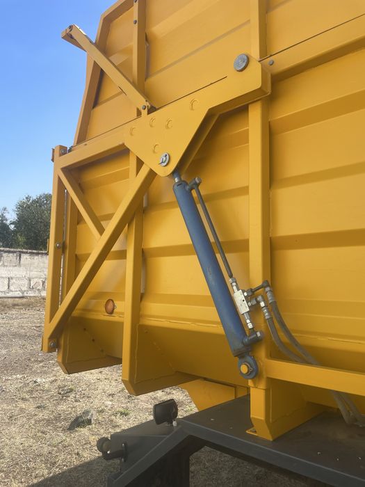 Тракторный прицеп Виктор НТГ-16